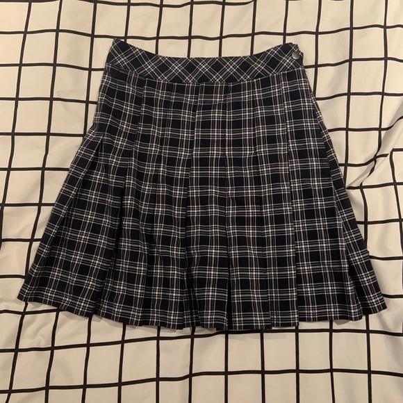 Cute H&M plaid skirt size 0 - Picture 1 of 2